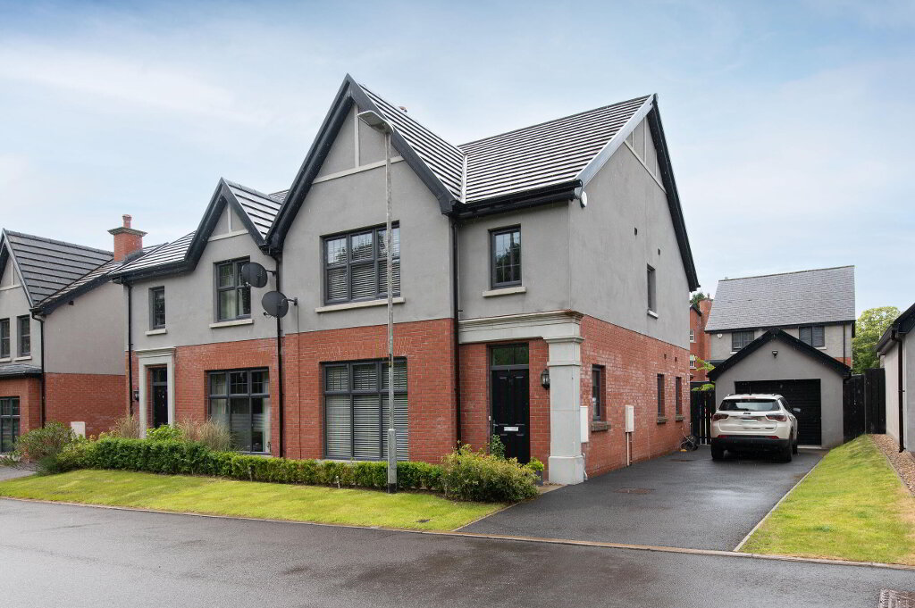 Photo 1 of 40 Oakfield Park, Jordanstown, Newtownabbey