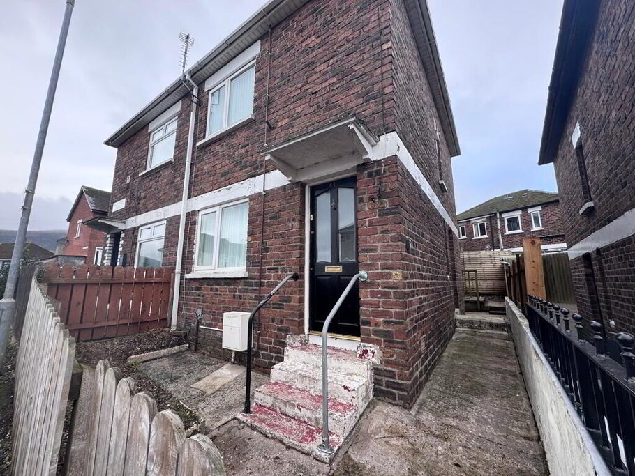 Photo 1 of 41 Dhu Varren Park, Belfast