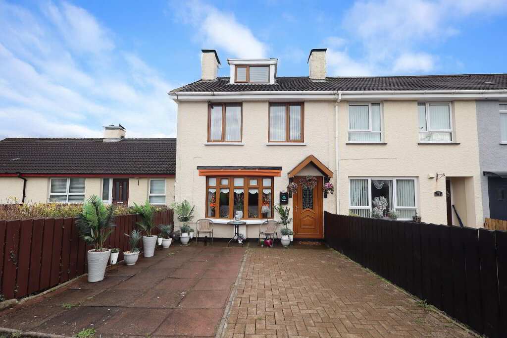 Photo 1 of 13 Abbeyglen Drive, Newtownabbey