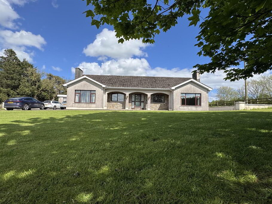 212 Lyle Hill Road (34).jpg