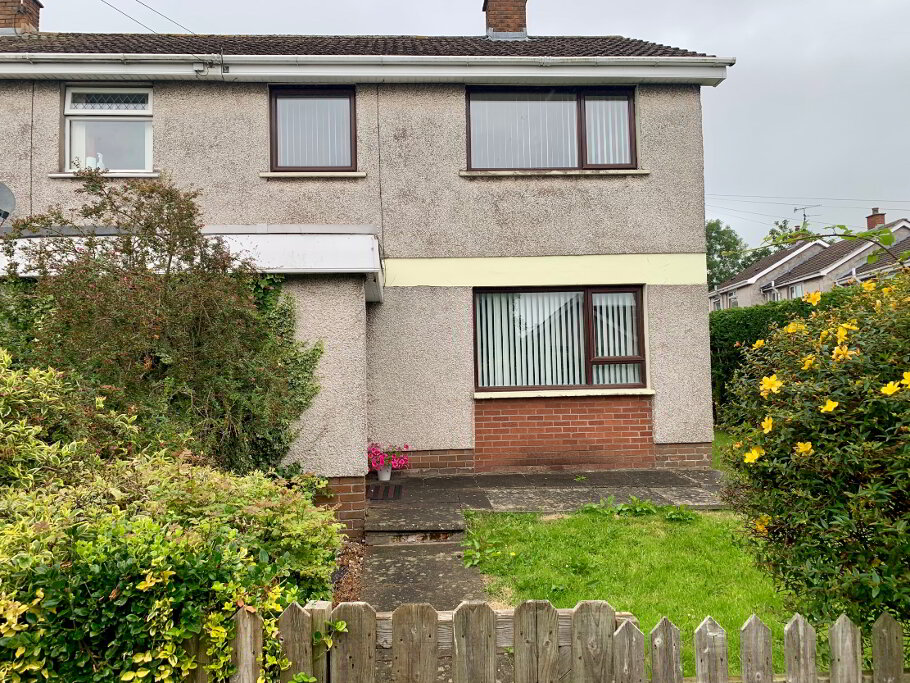 Photo 1 of 4 Thorndale Close, Antrim