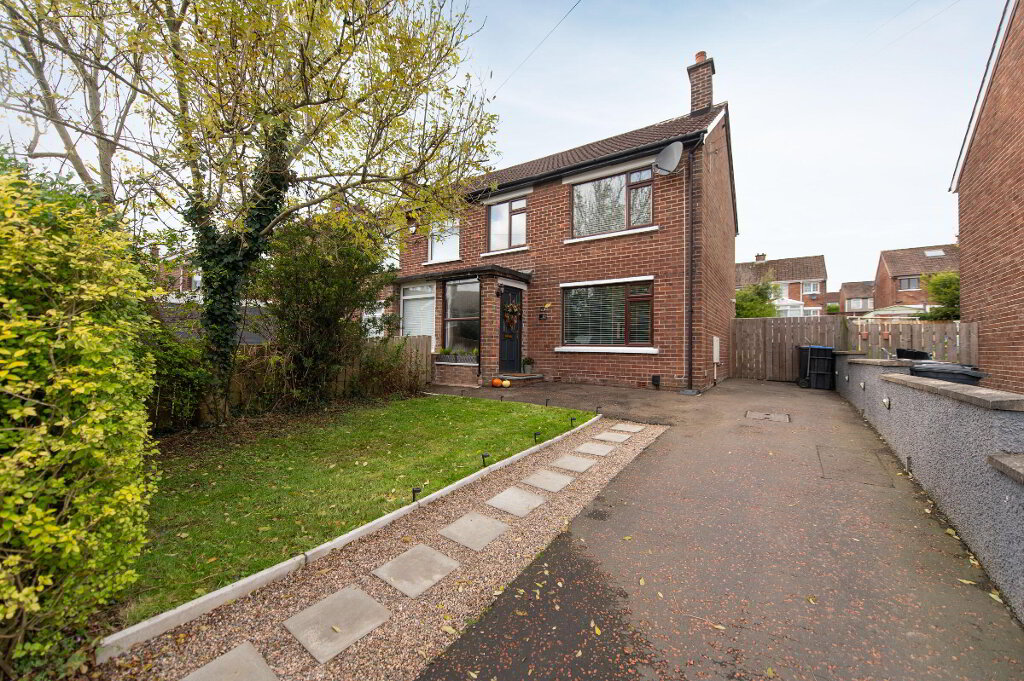 Photo 1 of 20 Collinward Avenue, Newtownabbey