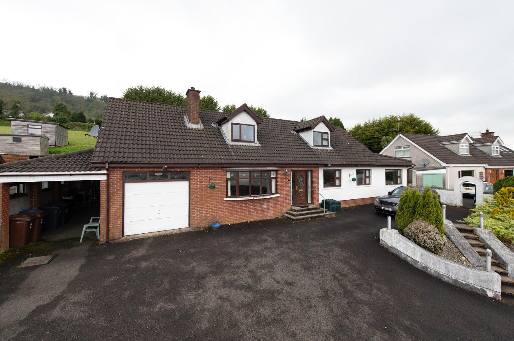 Photo 1 of 2 Fineview, Newtownabbey