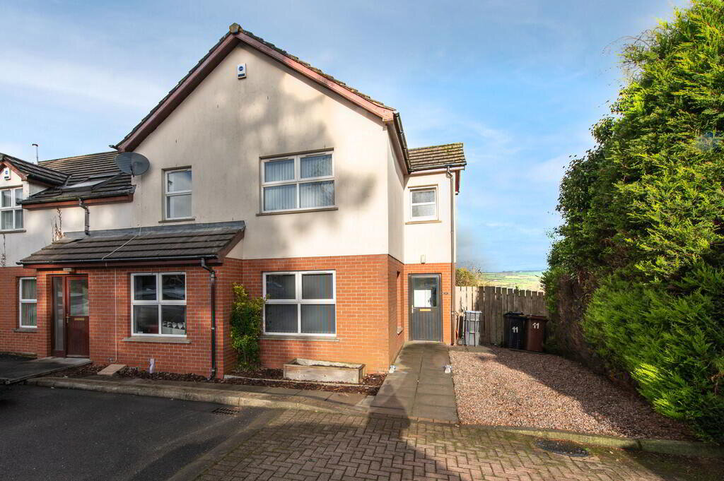 Photo 1 of 11 Carnmoney Court, Newtownabbey