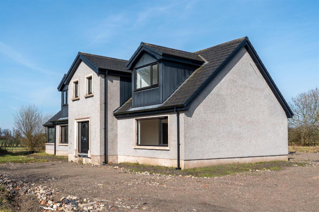 254 7 Mile Straight-1.jpg