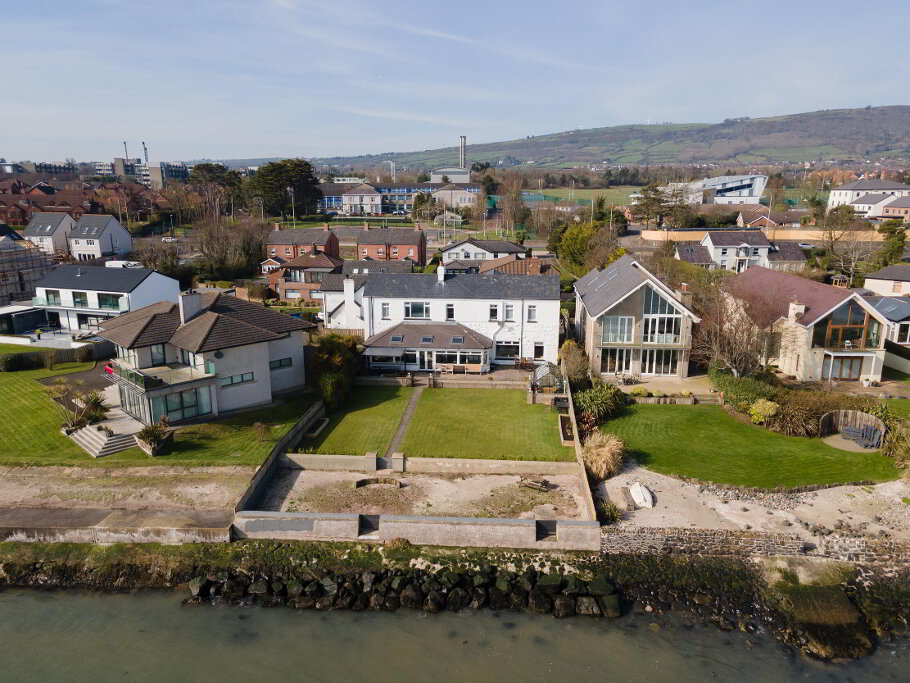 Photo 1 of 759 Shore Road, Jordanstown, Newtownabbey