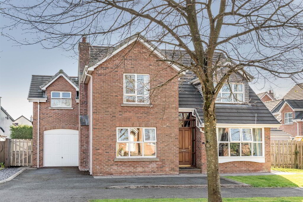 2 Greenvale Road-1.jpg