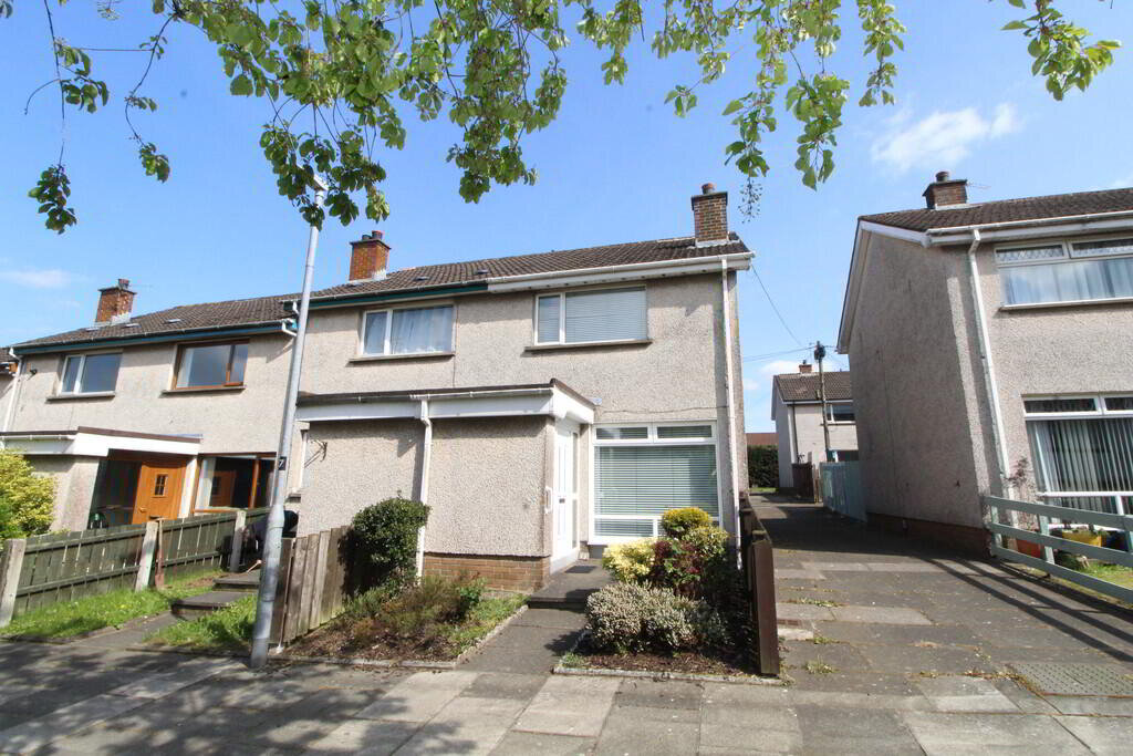 Photo 1 of 11 Parkmount Court, Newtownabbey