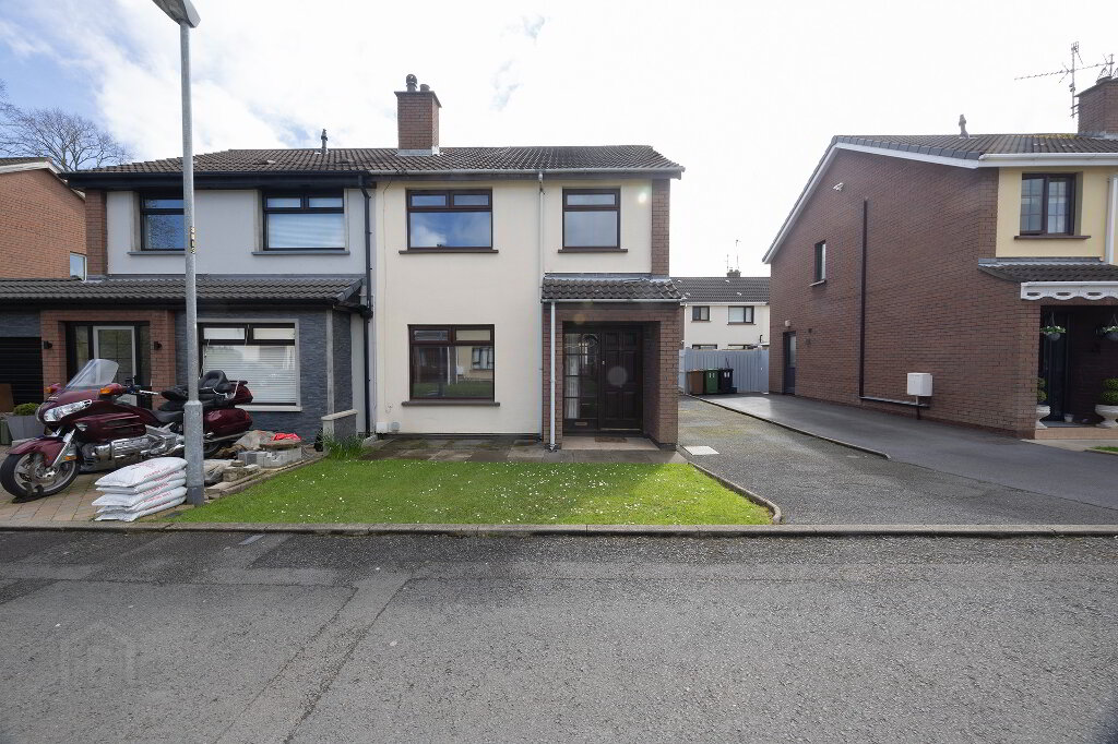 Photo 1 of 13 Garland Cresc Ent, Lurgan