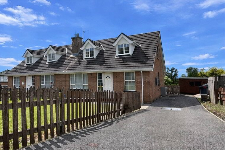 Photo 1 of 26 Rossview, Lisnaskea