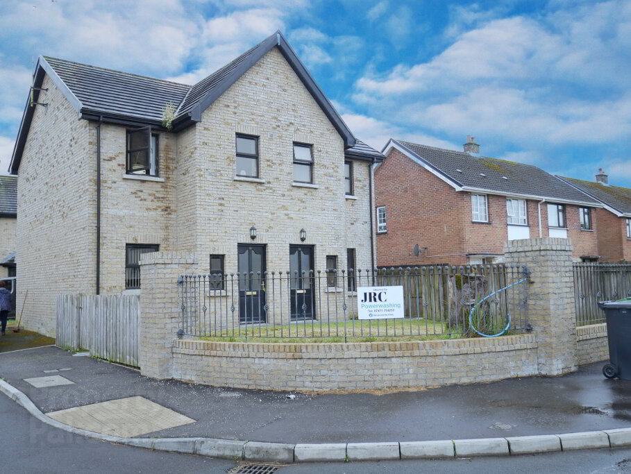 Photo 1 of 7 Station Court, Ederney Road, Kesh