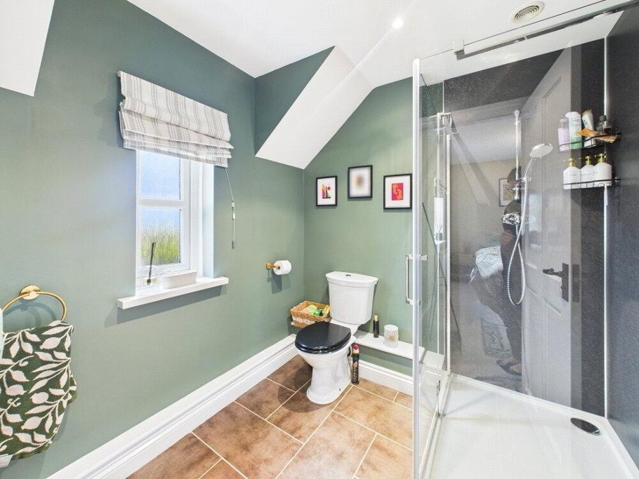 Ensuite
