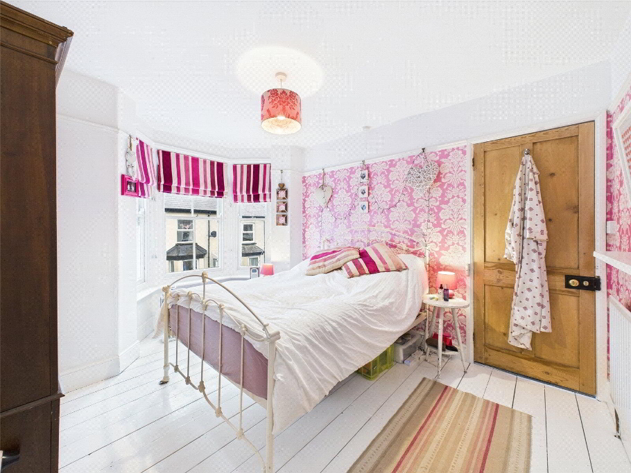 Bedoom