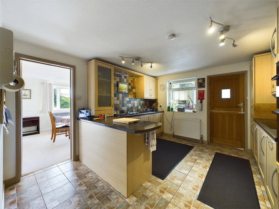 Kitchen Alt