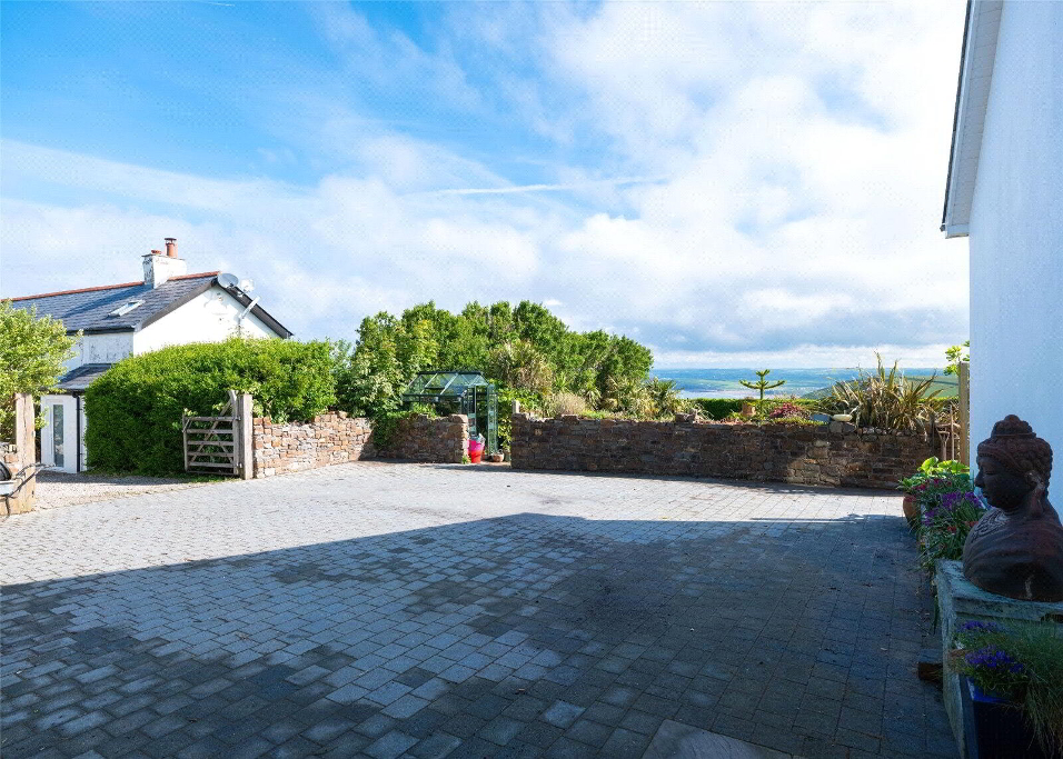 Parking Area Alt