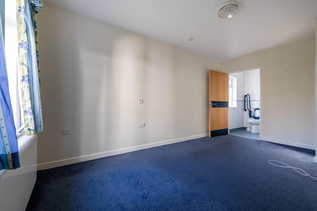 Photo 6 of 25 Wrafton Road, Braunton