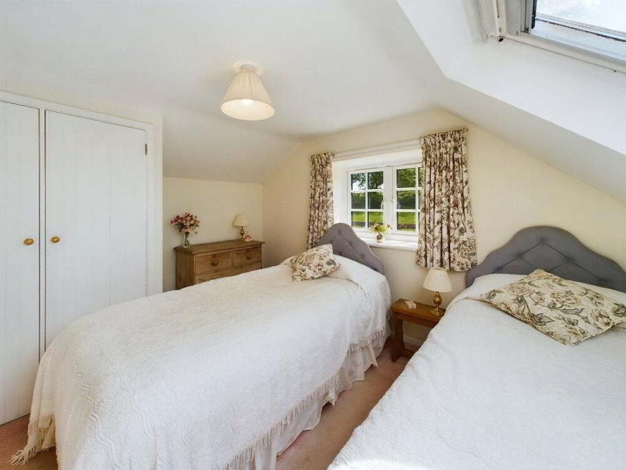 Bedroom 2 Alt