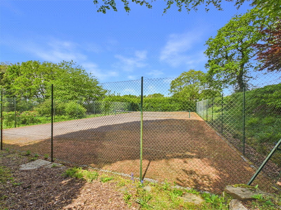 Tennis Courts