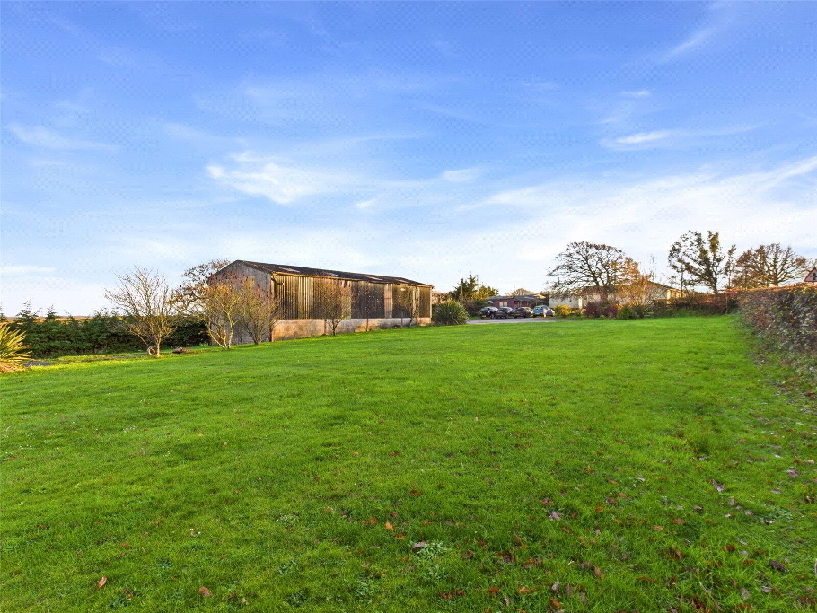 Barn & Garden
