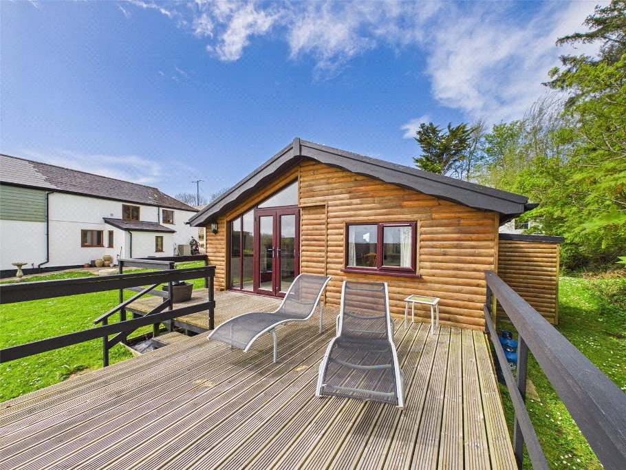 Chalet Rear