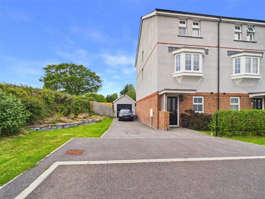 16 Bramble Avenue