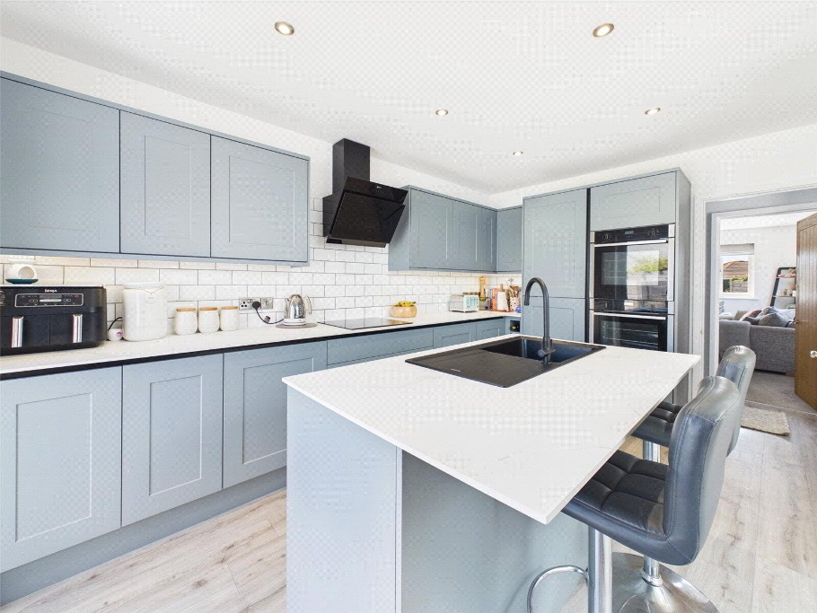Kitchen Alt