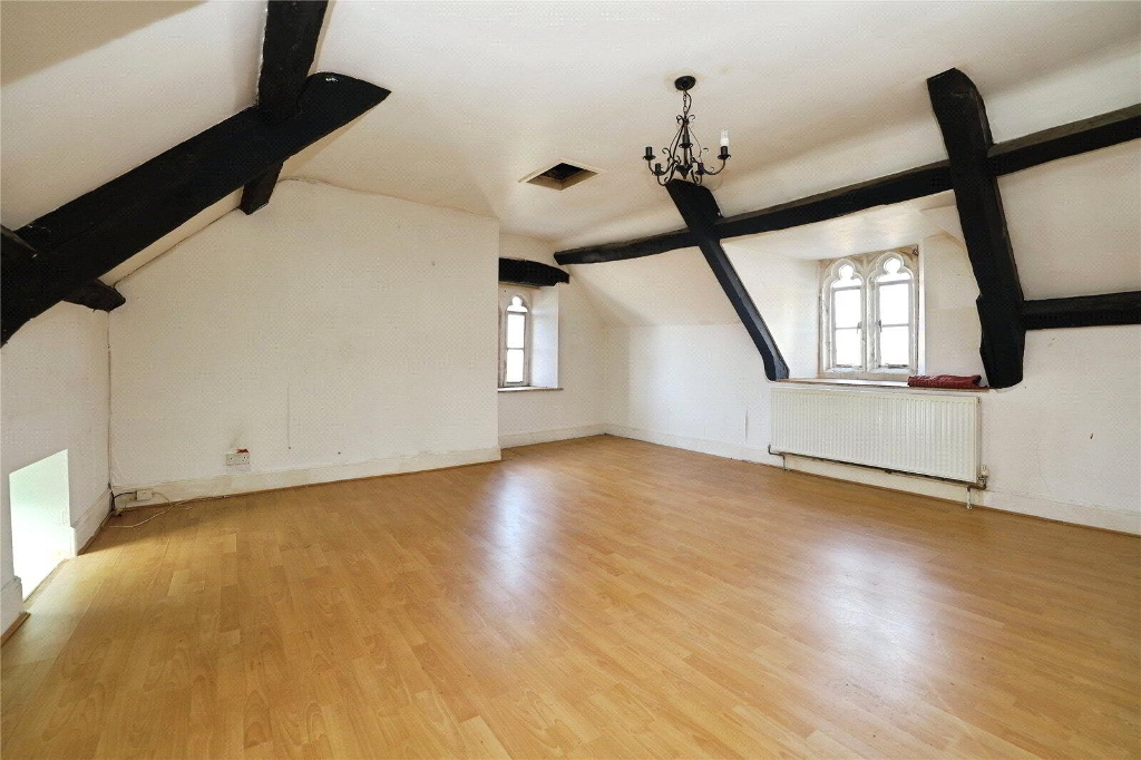 5b Living Room