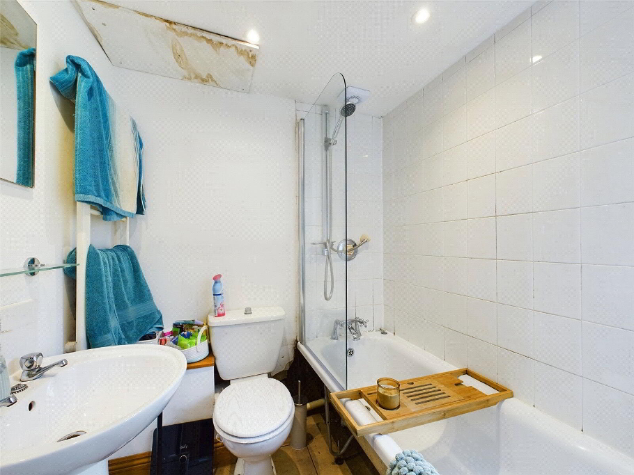 Annexe Bathroom