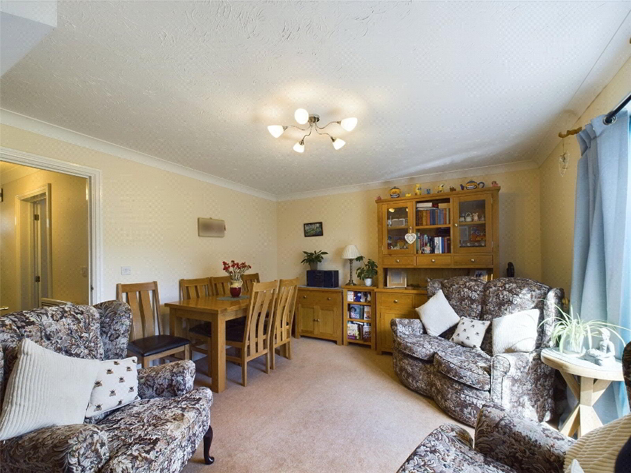 Living / Dining Room