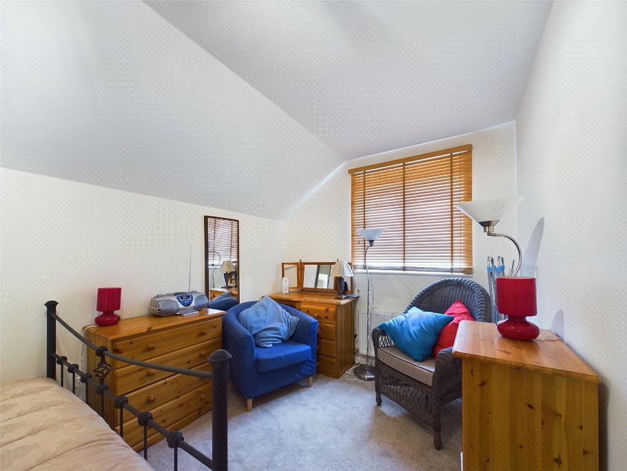 Bedroom 2 - Sitting
