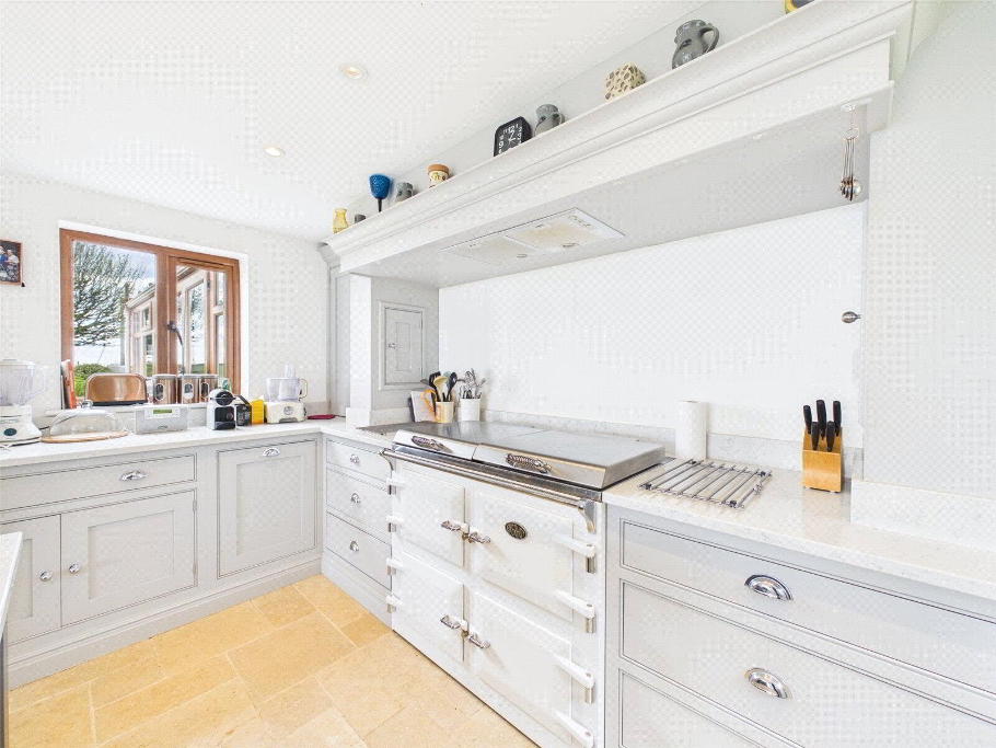 Kitchen Alt