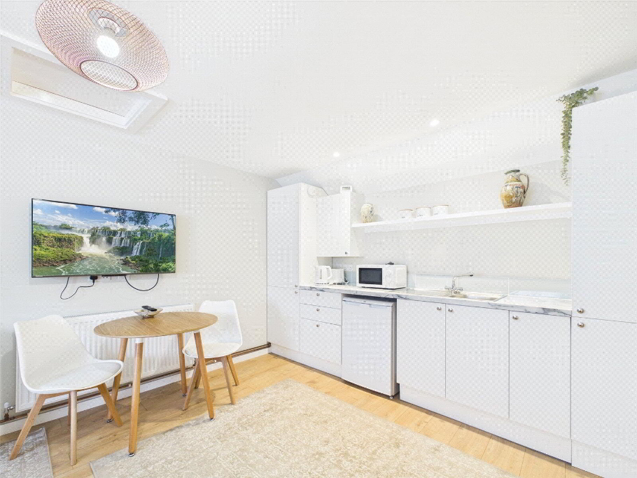 Annexe Kitchen