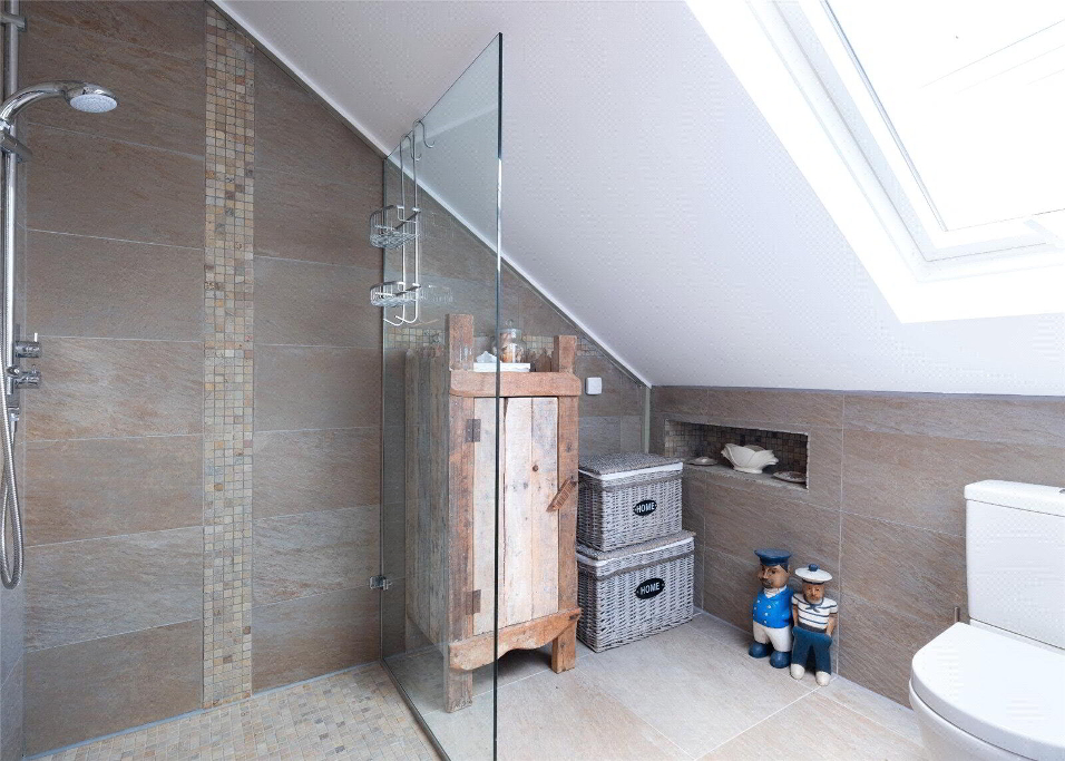 Bed 2 Ensuite