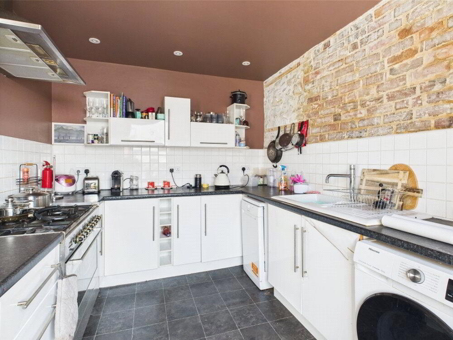 Kitchen Alt 2