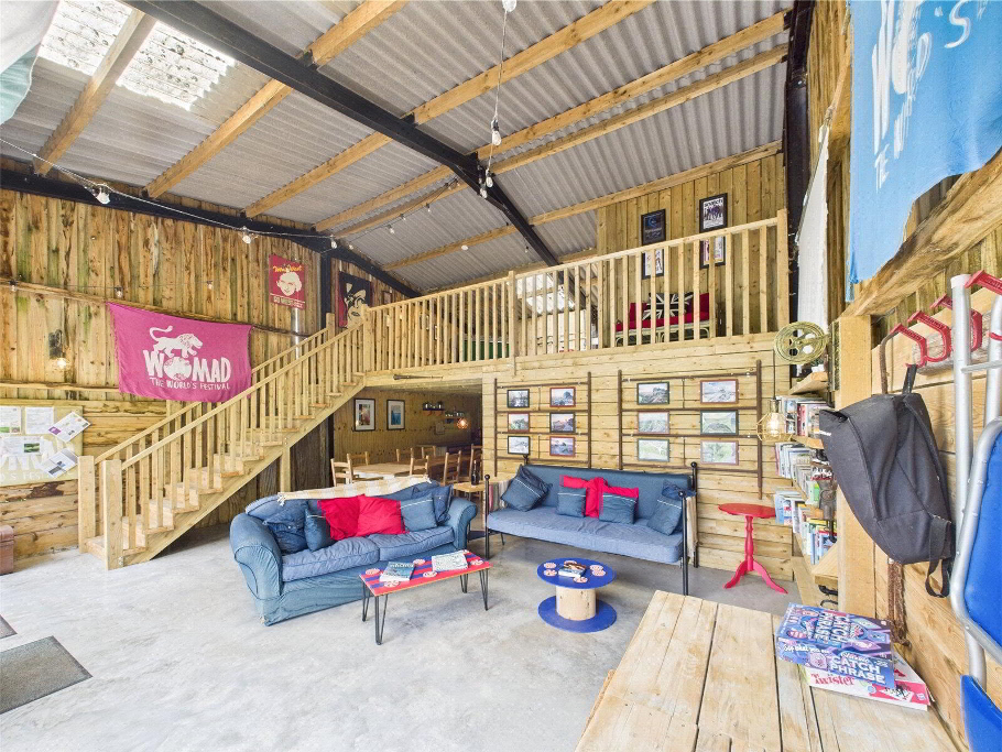 Barn