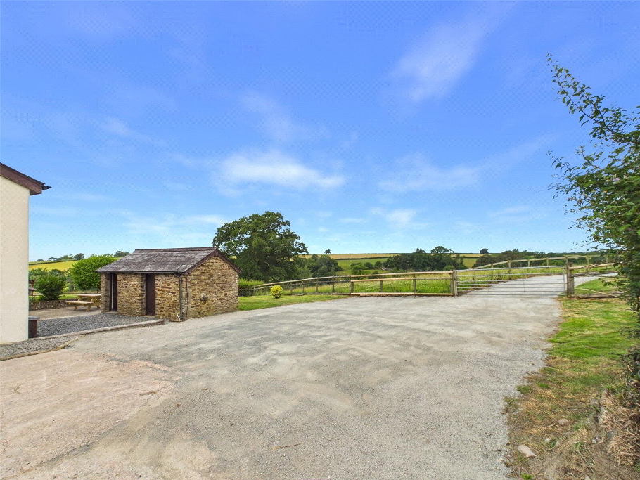 Access To Stables