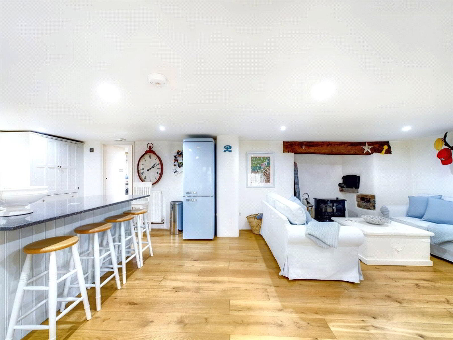 Open Plan Living (3)