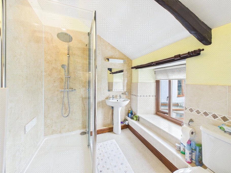 Ensuite