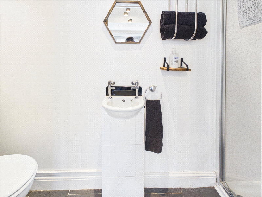 Ensuite