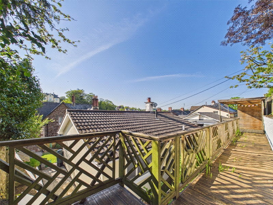 Gin Terrace