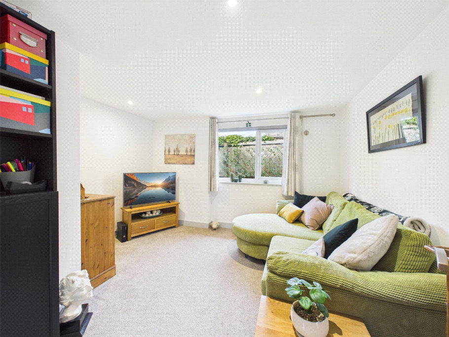 Bedroom4/Snug