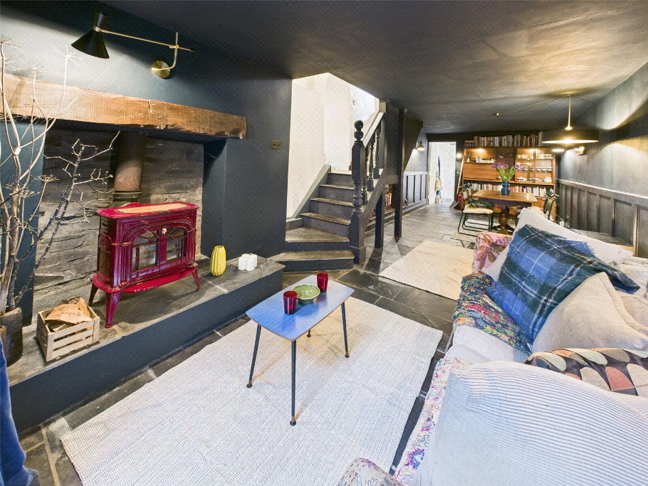 Dining Room/Snug
