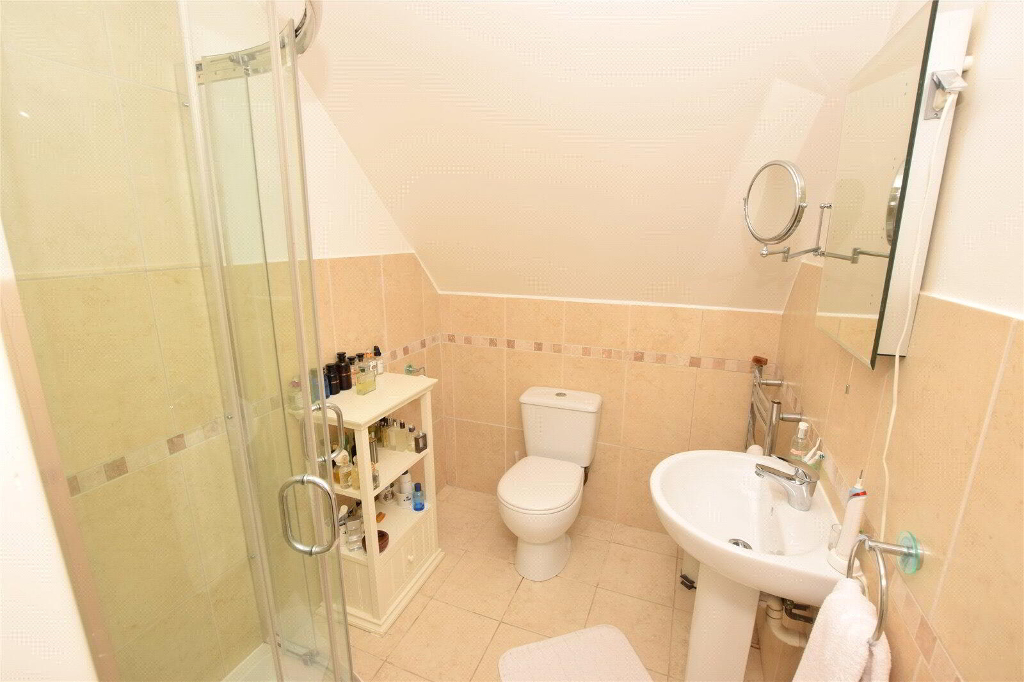 Ensuite - Bathroom 1