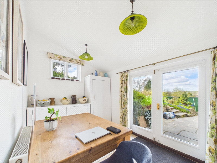 Breakfast Room