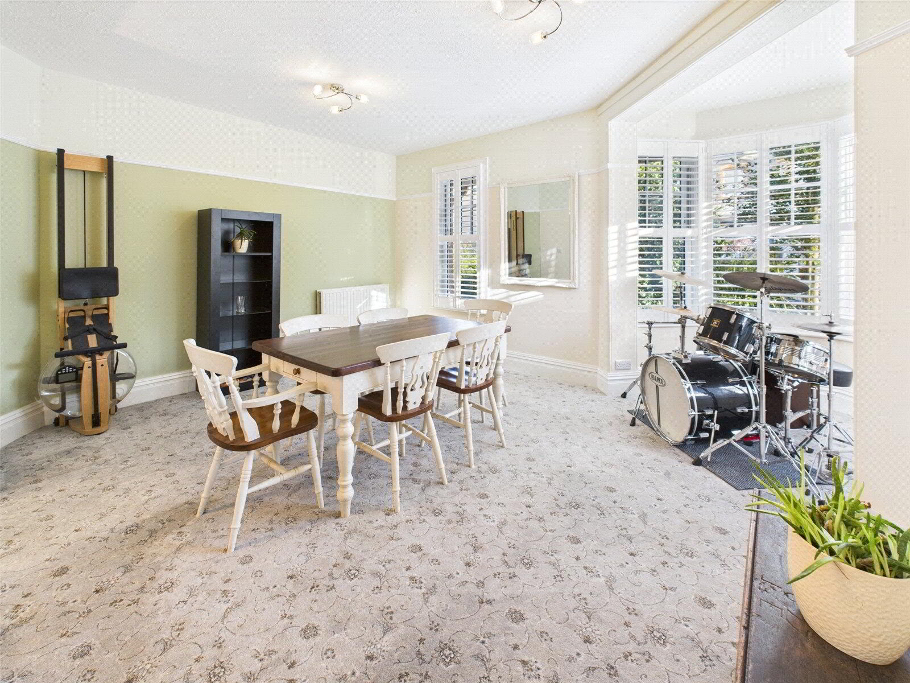 Dining/Living Room