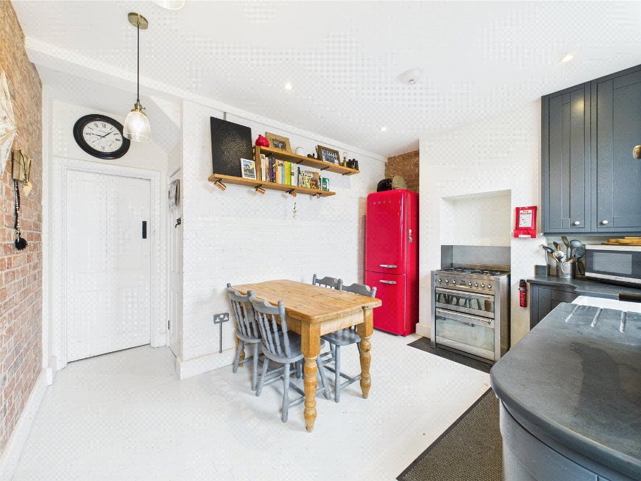 Kitchen/Breakfast Al