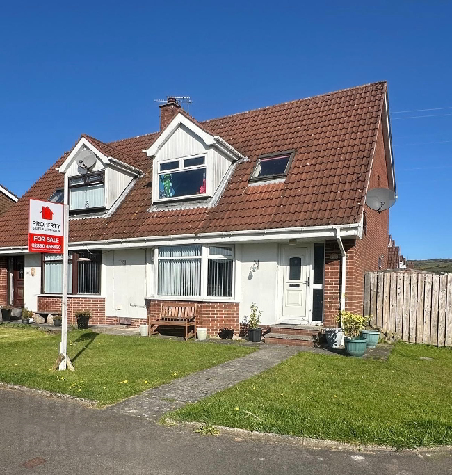 Photo 3 of 29 Hillview Avenue, Carrickfergus