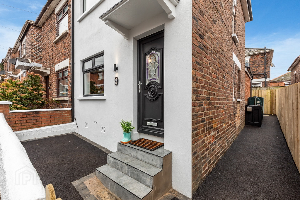 Photo 3 of 9 Dhu Varren Parade, Belfast