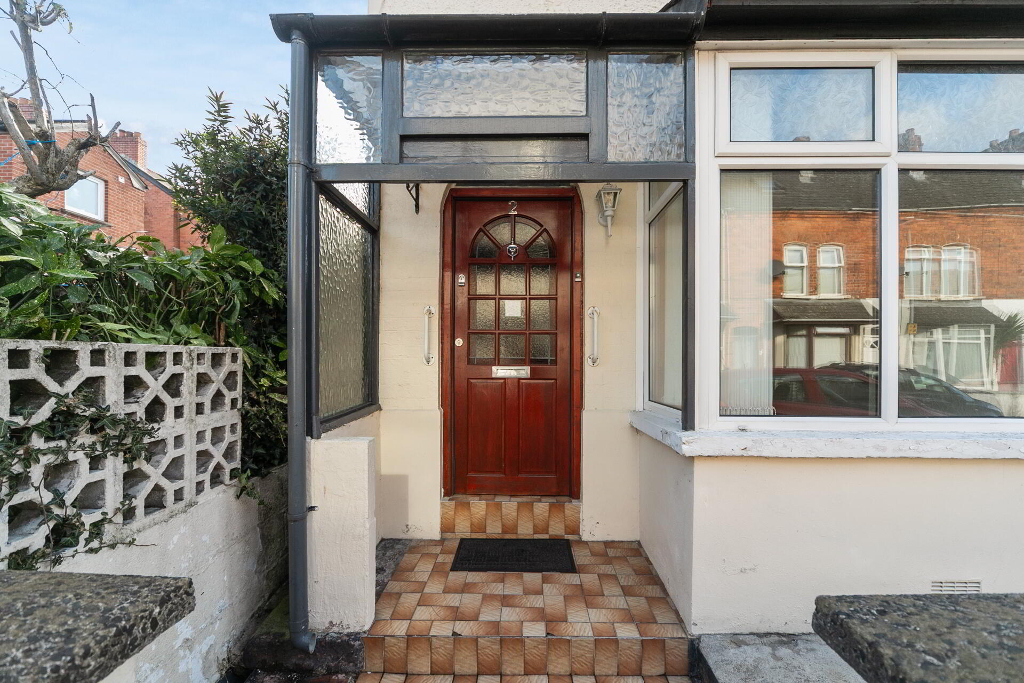 Photo 2 of 2 Clarendon Avenue, Belfast