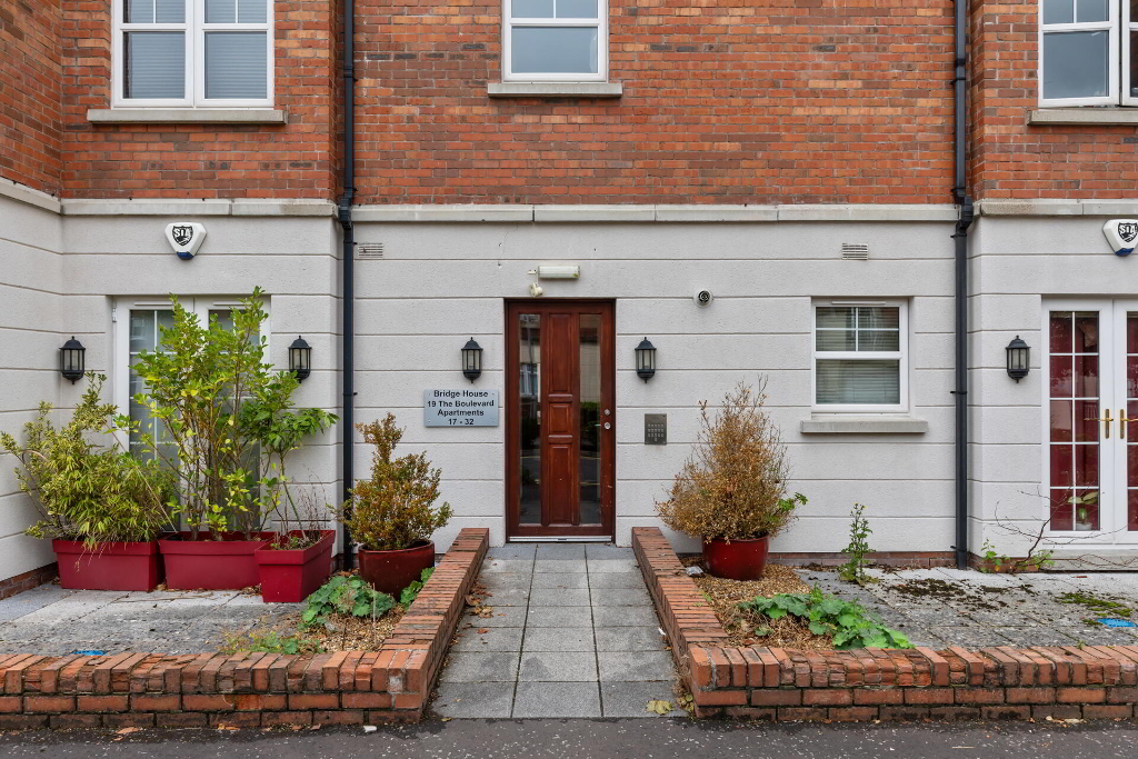 Photo 2 of 22 Bridge House, 19 The Boulevard, Wellington Square, Belfast